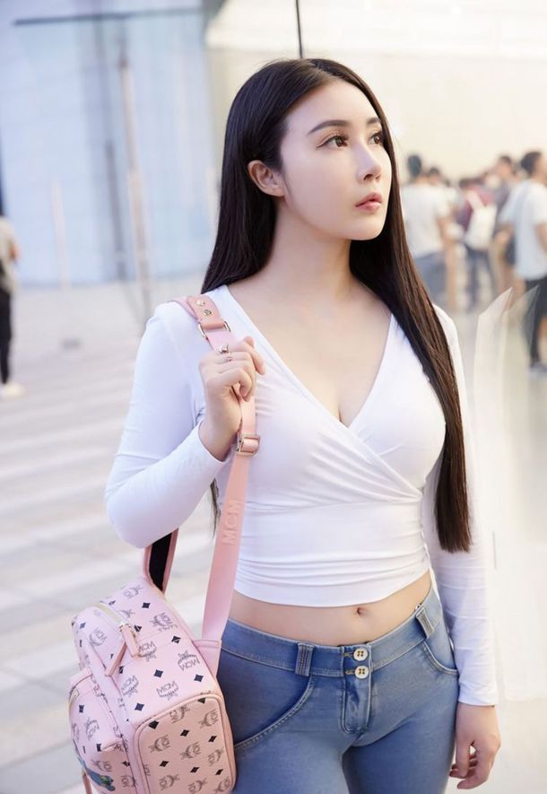 周琦在外网人宣“出柜”,竟然是写错英语。。笑死~ 周琦在外网人宣“出柜”,竟然是写错英语。。笑死~